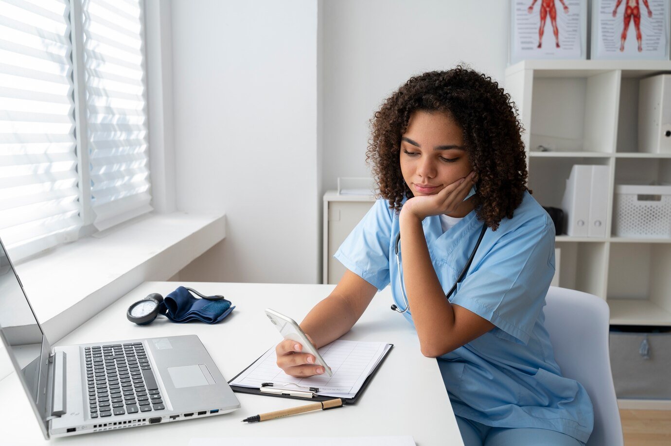 Academic editor formatting a research manuscript to journal guidelines, ensuring proper citations, headings, and reference lists for APA, MLA, or IEEE styles.
